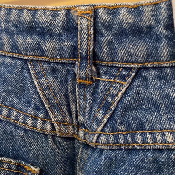 Vintage stone washed denim a-line skirt by Marithe Francois Girbault. - Picture 9 of 10